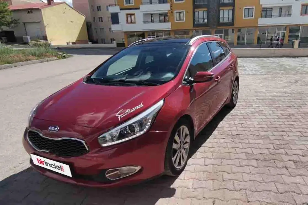 Kia Ceed Ceed 1.6 CRDI Concept Plus DCT 4