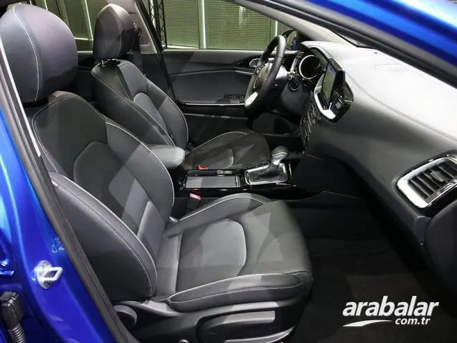 Kia Ceed Ceed 1.6 CRDI Prestige DCT 5