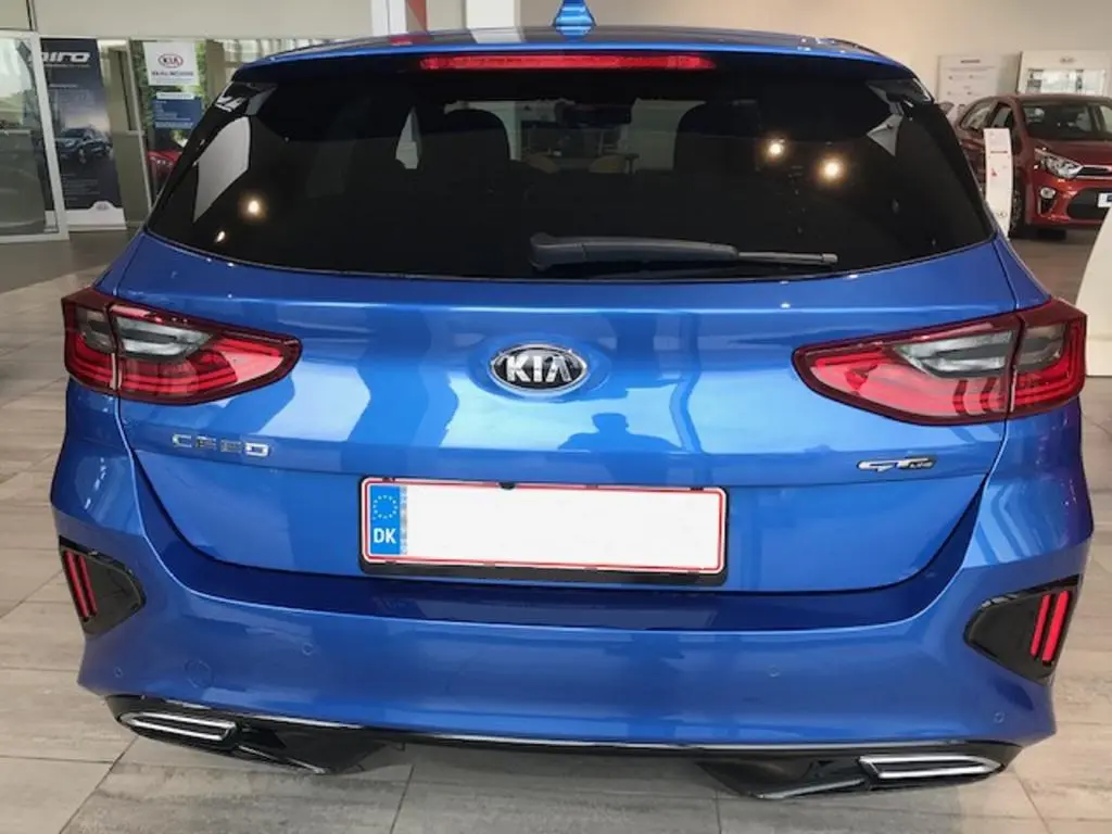 Kia Ceed Ceed 1.6 CRDI Prestige SW DCT Mhev 7
