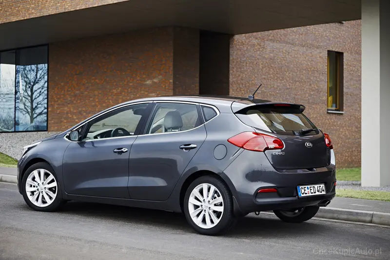 Kia Ceed Ceed 1.6 GDI Concept 6