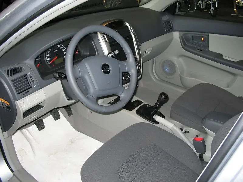 Kia Cerato Cerato 1.5 CRDI Advance 6