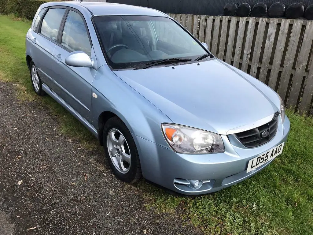 Kia Cerato Cerato 1.5 CRDI LX 4