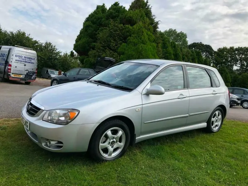 Kia Cerato Cerato 1.5 CRDI LX 5