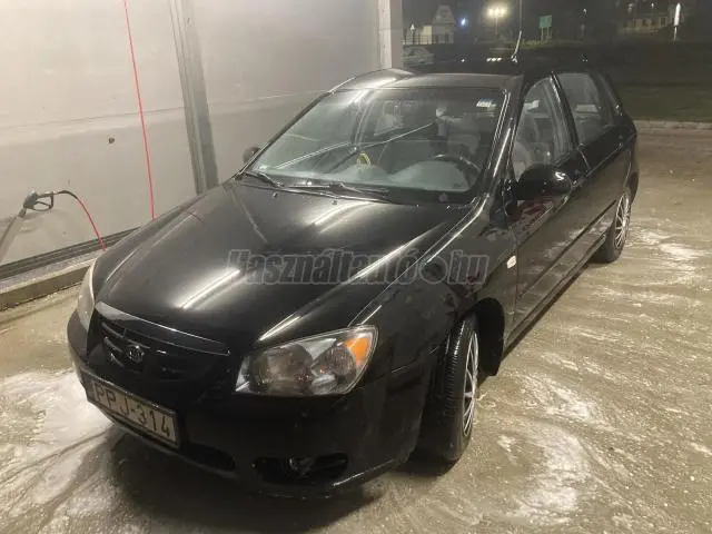 Kia Cerato Cerato 1.5 CRDI LX 6