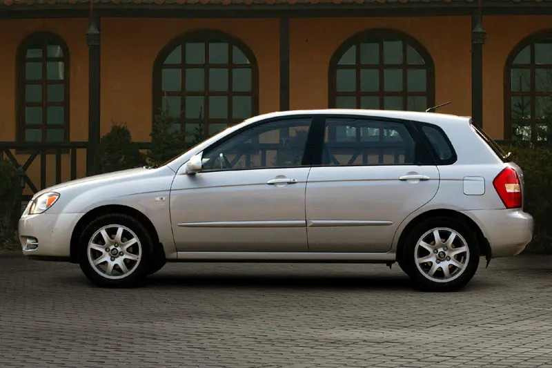 Kia Cerato Cerato 1.5 CRDI LX 6