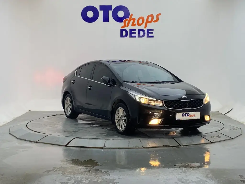 Kia Cerato Cerato 1.6 CRDI Concept Plus DCT 1