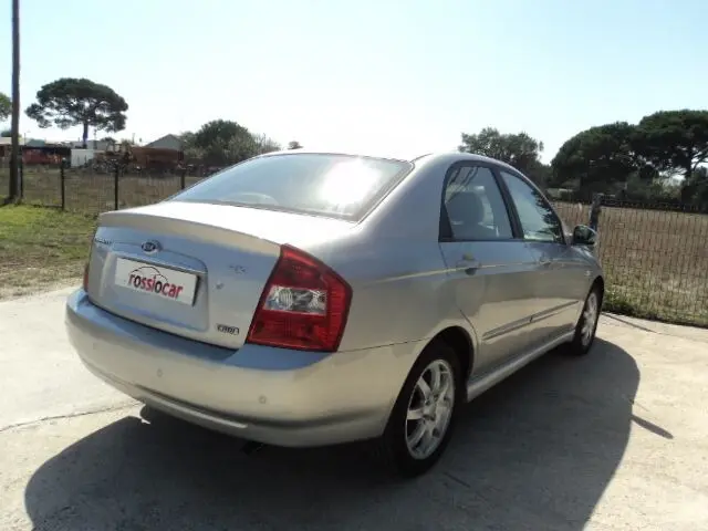 Kia Cerato Cerato 1.6 DSL LX Basic 2