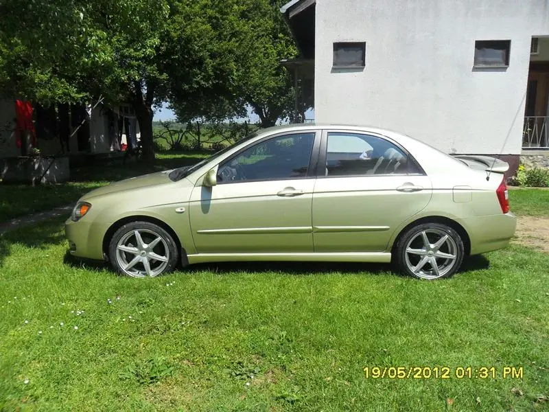 Kia Cerato Cerato 2.0 CRDI EX Comfort 6