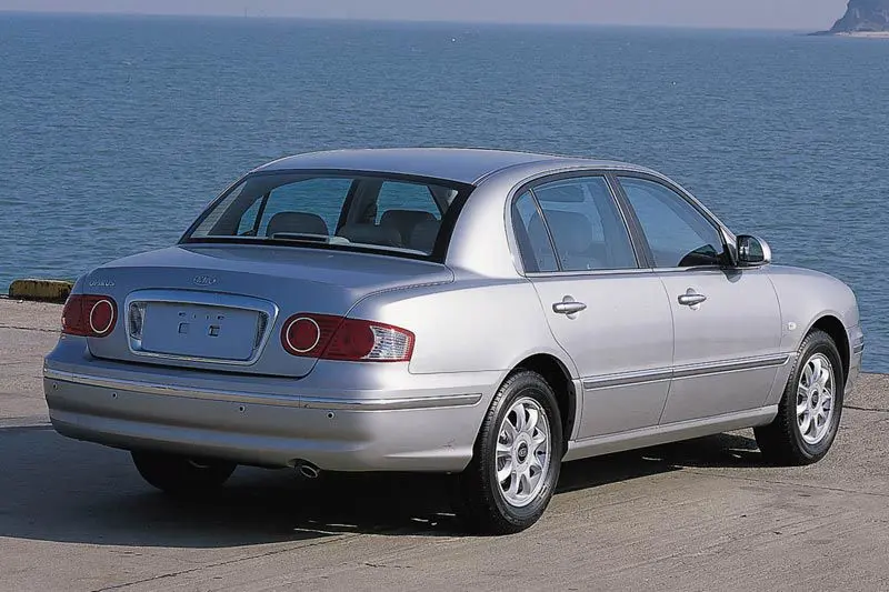 Kia Opirus Opirus 3.5 V6 2