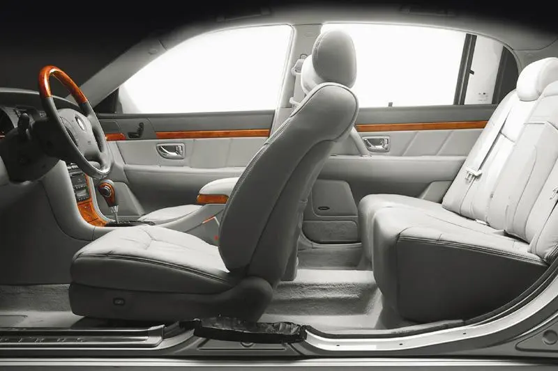 Kia Opirus Opirus 3.5 V6 5