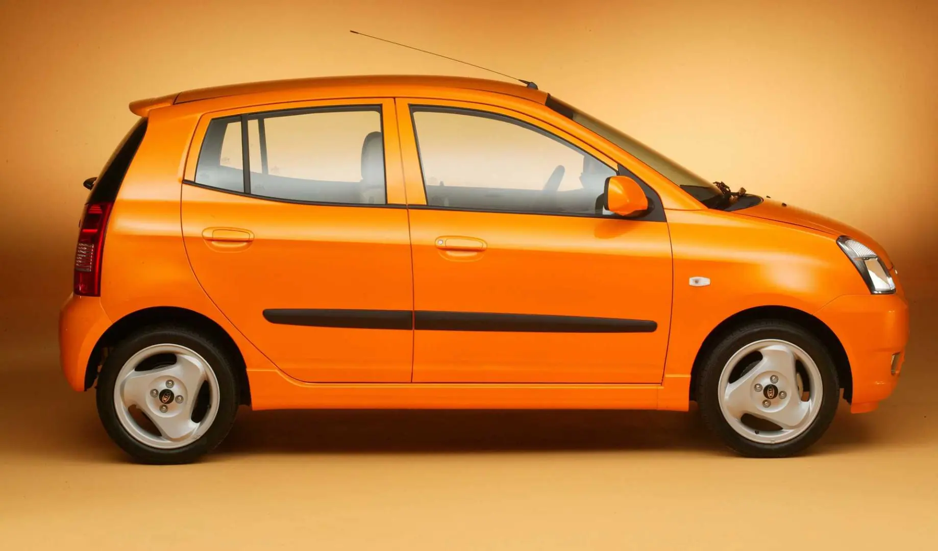 Kia Picanto Picanto 1.1 DSL EX Comfort 5