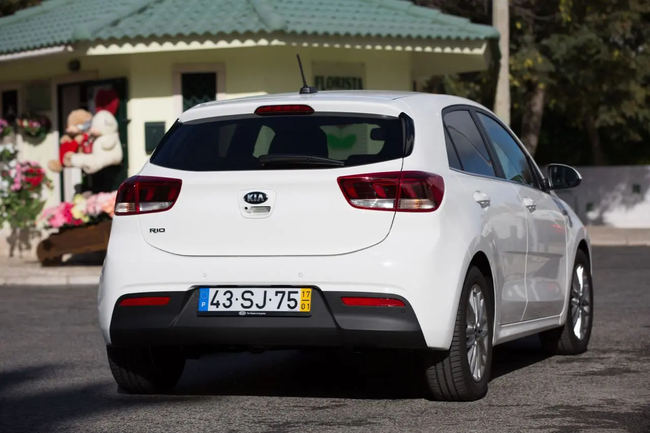 Kia Rio Rio 1.4 CVVT Concept 7
