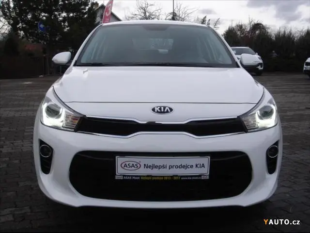 Kia Rio Rio 1.4 CVVT Elegance 5