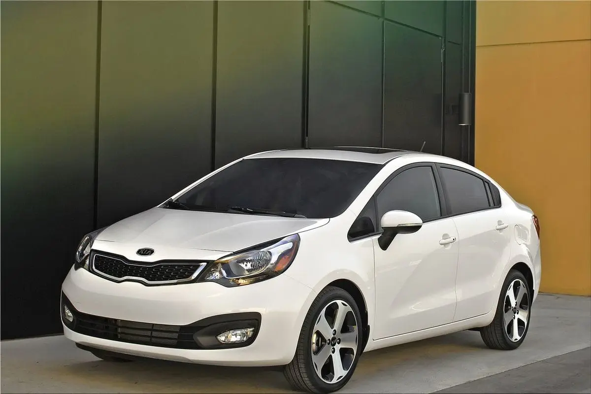 Kia Rio Rio 1.4 CVVT Sporty 3