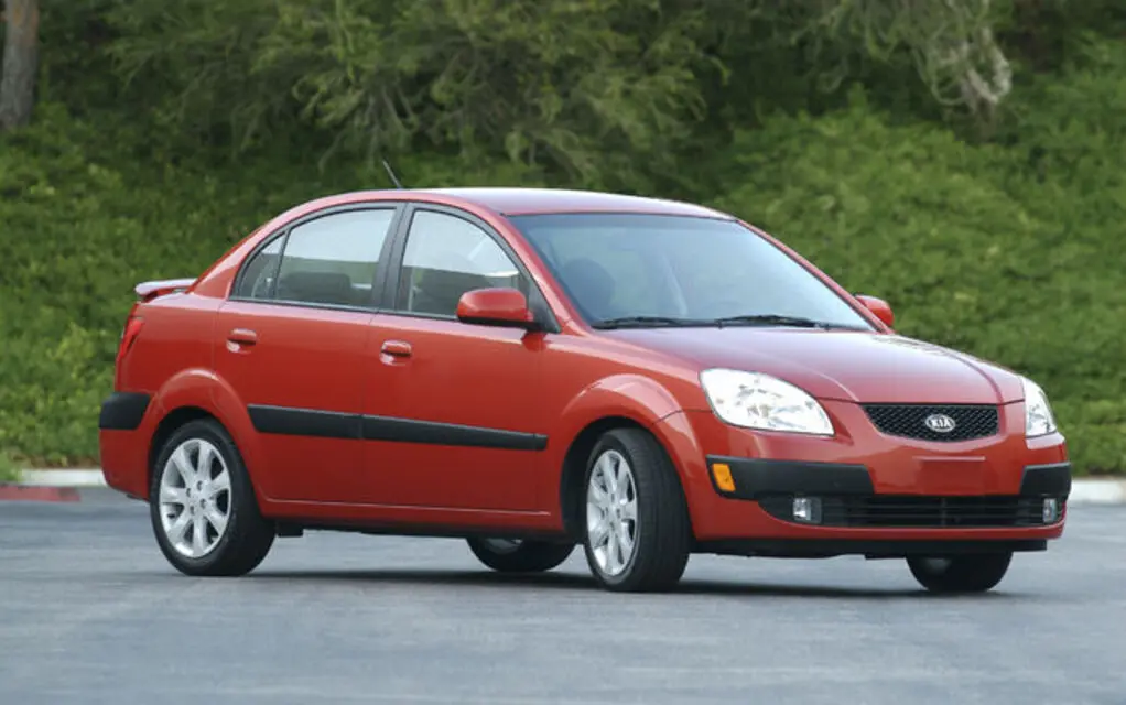 Kia Rio Rio 1.4 GSL Basic 4