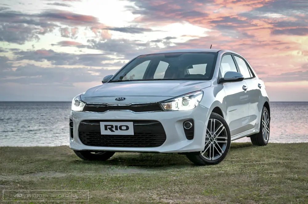 Kia Rio Rio 1.4 WGT Concept 4