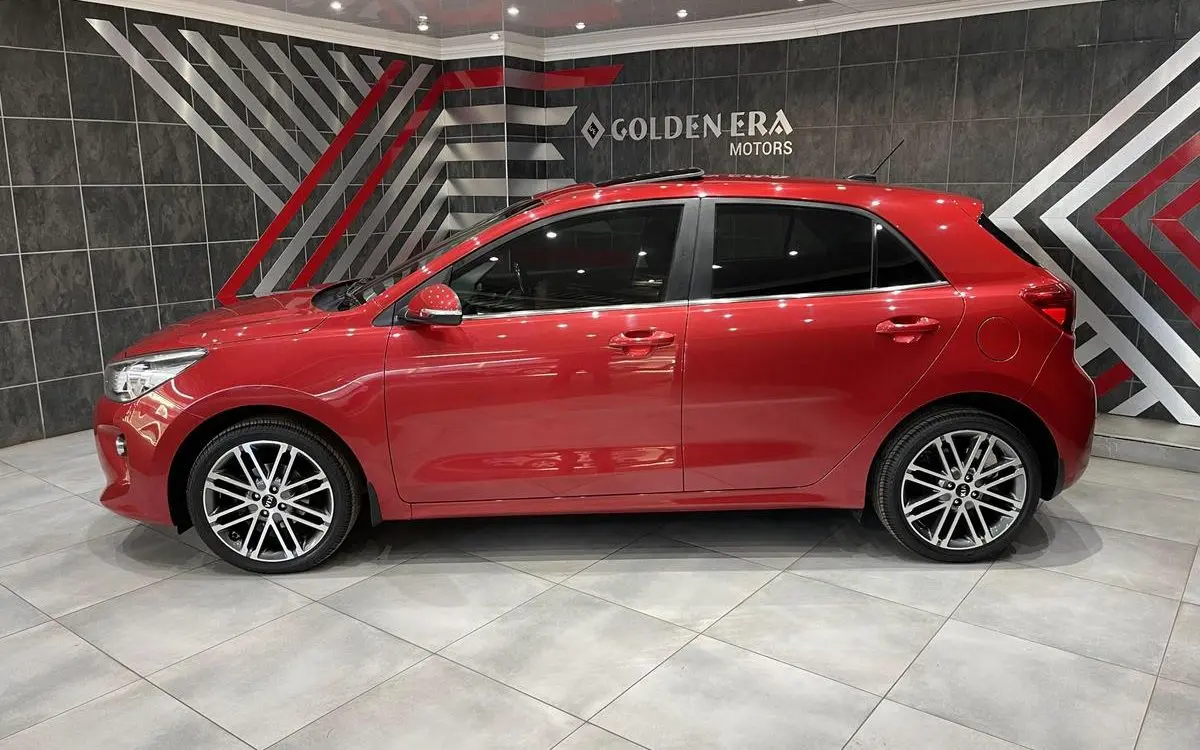 Kia Rio Rio 1.4 WGT Concept Plus 6