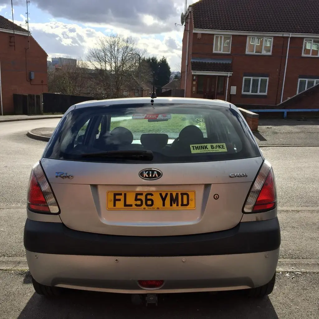 Kia Rio Rio 1.5 CRDI EX Comfort 1