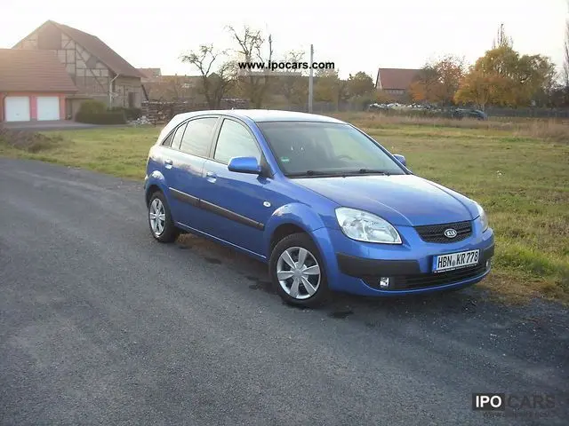 Kia Rio Rio 1.5 CRDI EX Advance 0