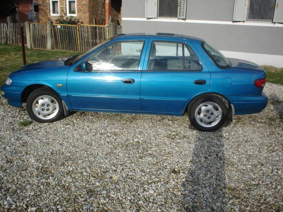 Kia Sephia Sephia 1.5 GTX 1