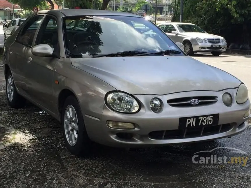 Kia Sephia Sephia 1.5 LS 2