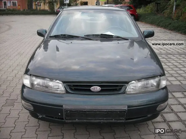 Kia Sephia Sephia 1.5 LX 4