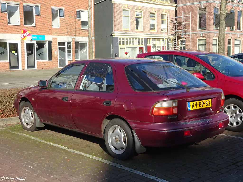 Kia Sephia Sephia 1.8 GLX 2