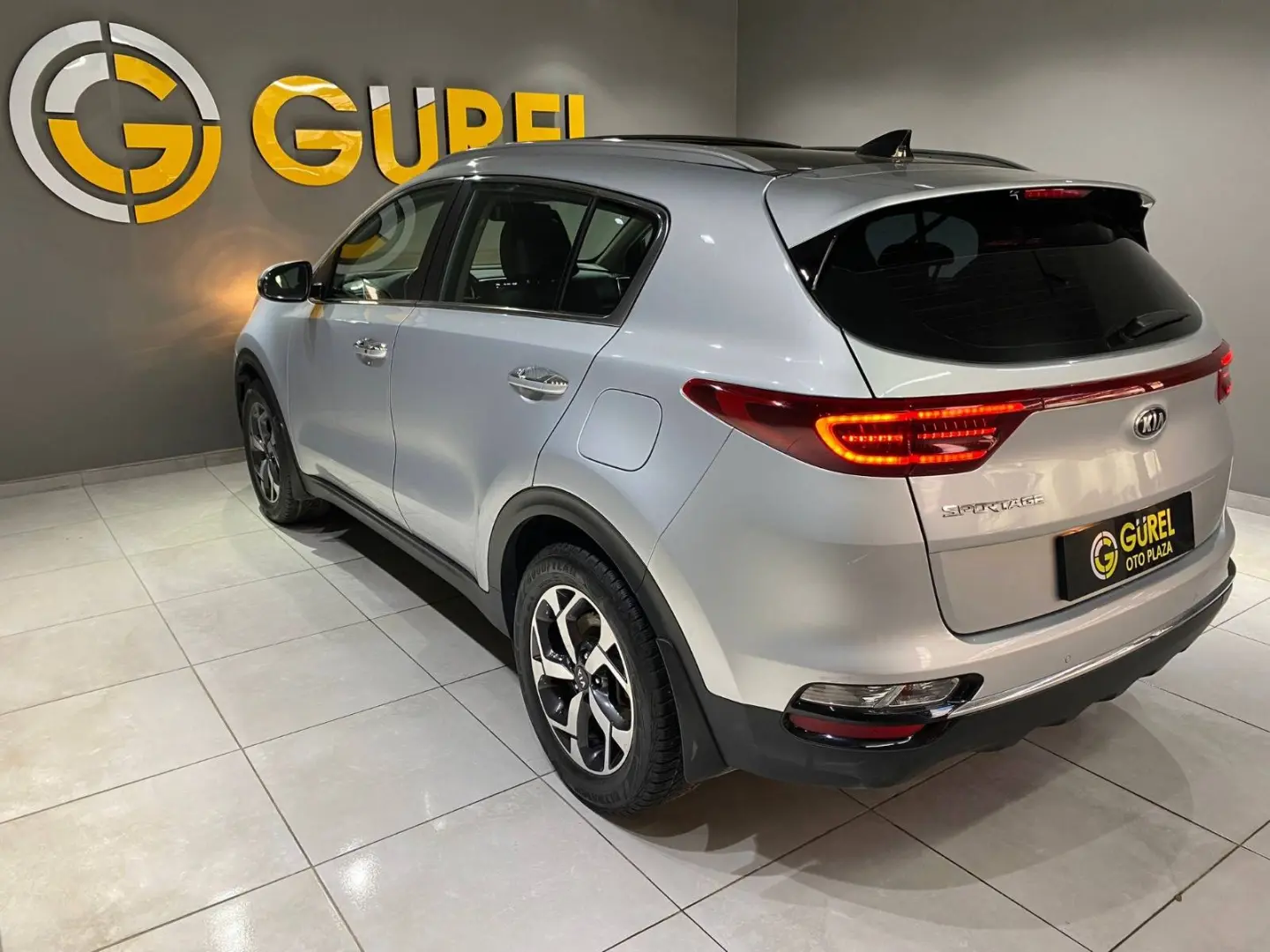 Kia Sportage Sportage 1.6 CRDI 4x2 Elegance Akıllı Anahtar DCT 2