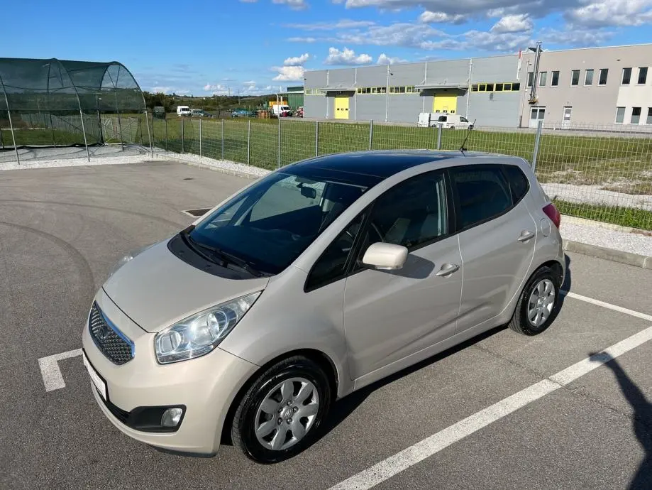 Kia Venga Venga 1.4 CRDi LX Base 6