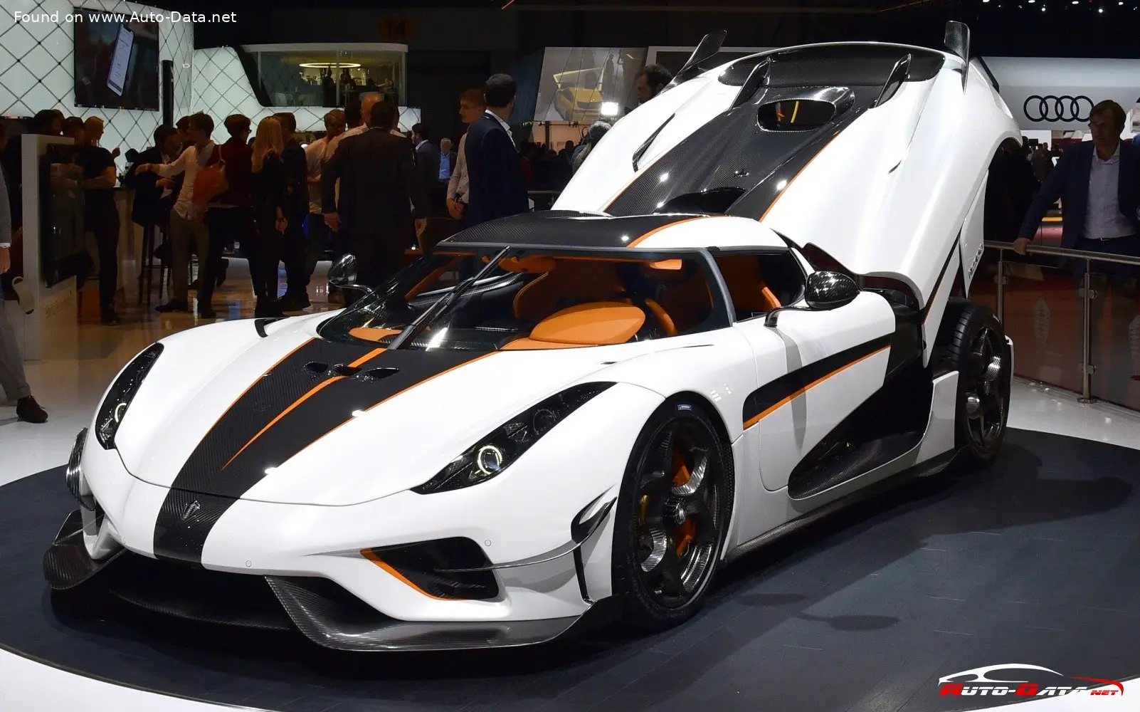 Koenigsegg Regera Regera 5.0 V8 Plug-in Hybrid 0