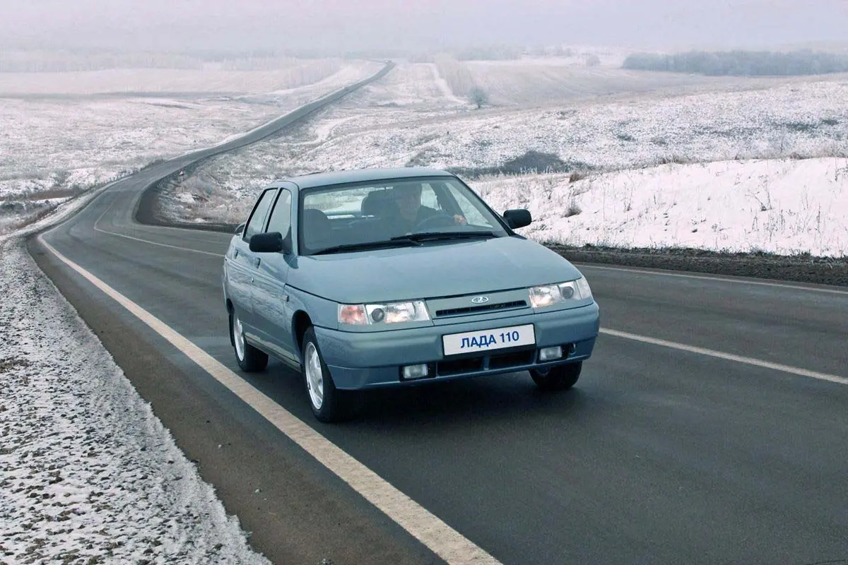 Lada  2110 1.5 16V 110 GLI 4