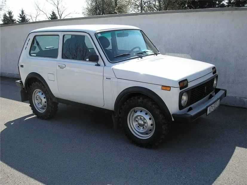 Lada Niva Niva 1.7 4x4 HD 5
