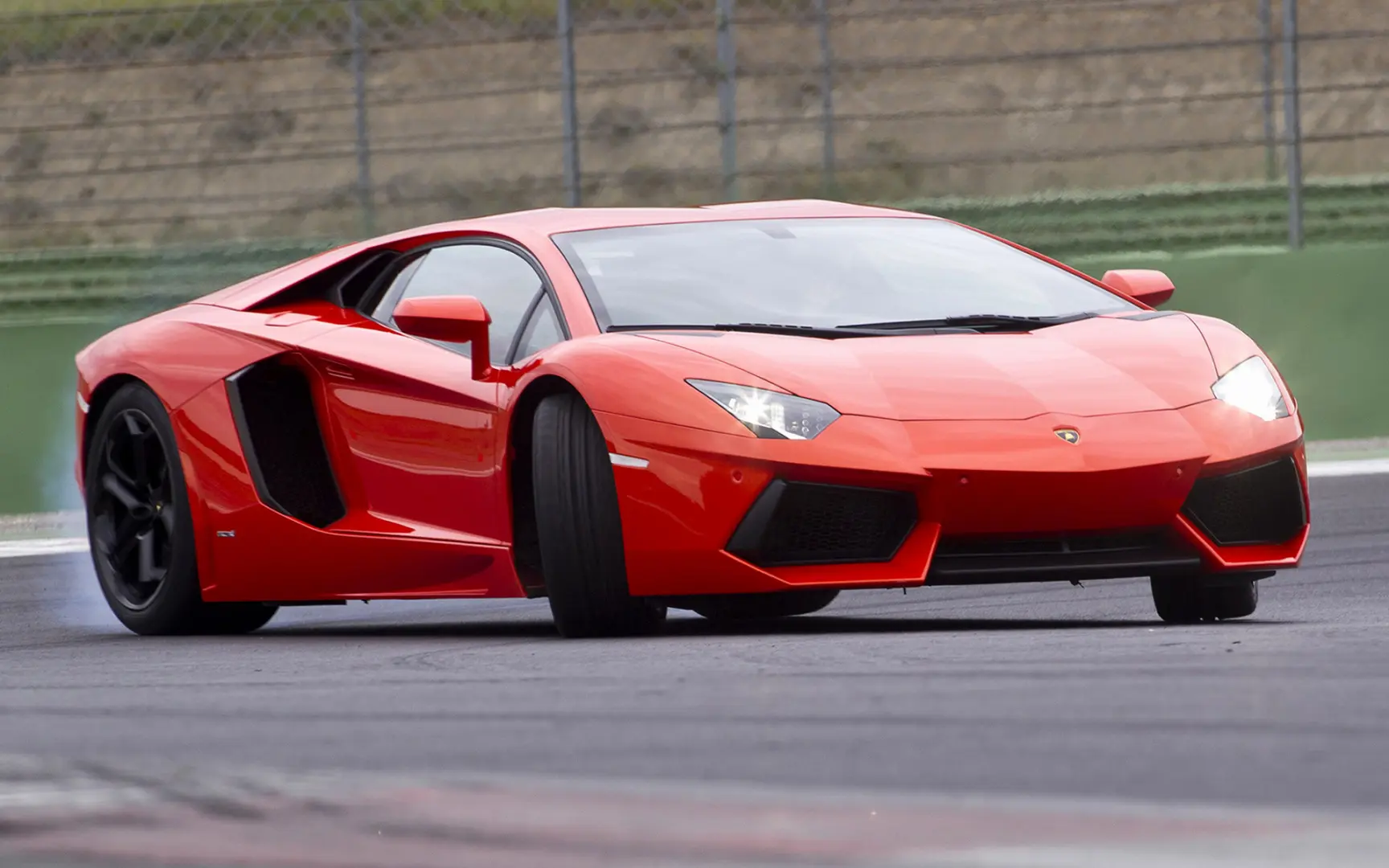 Lamborghini Aventador Aventador LP-700 4 5