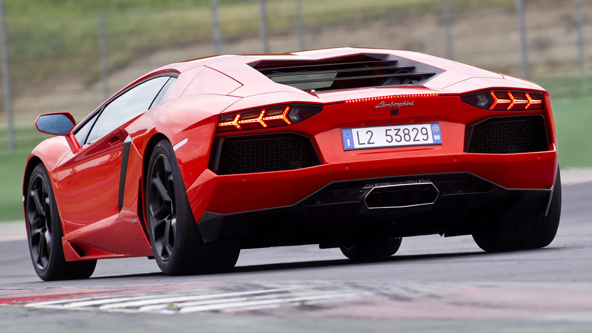 Lamborghini Aventador Aventador LP-700 4 7