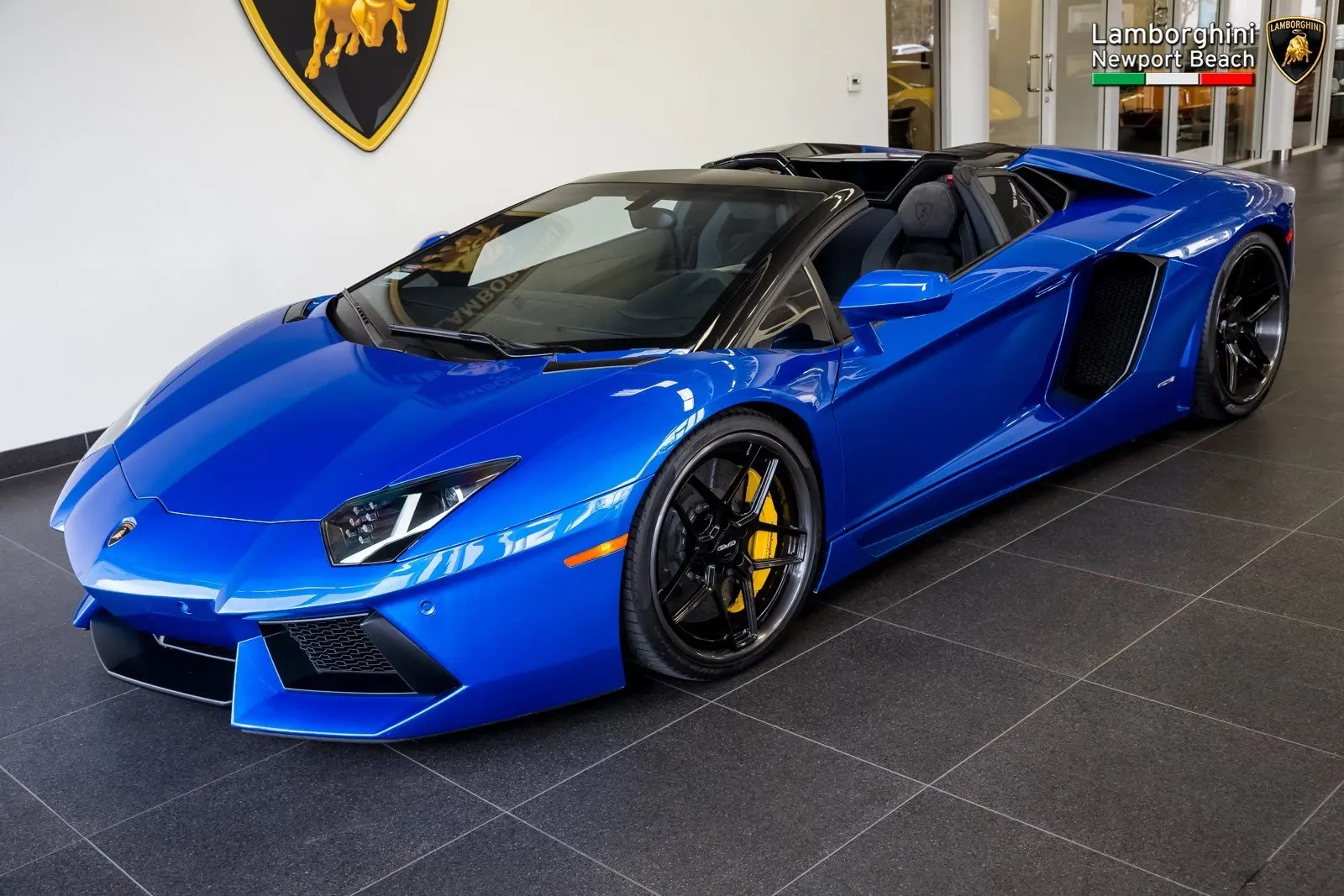 Lamborghini Aventador Aventador LP 700- 4 1