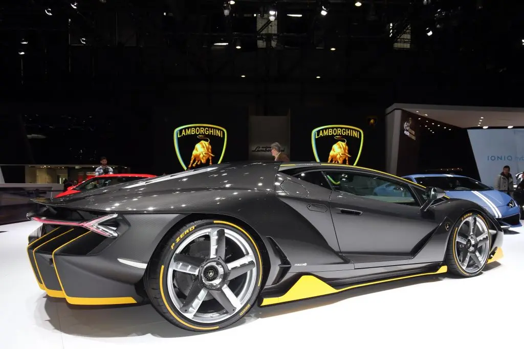 Lamborghini Centenario Centenario LP770-4 6