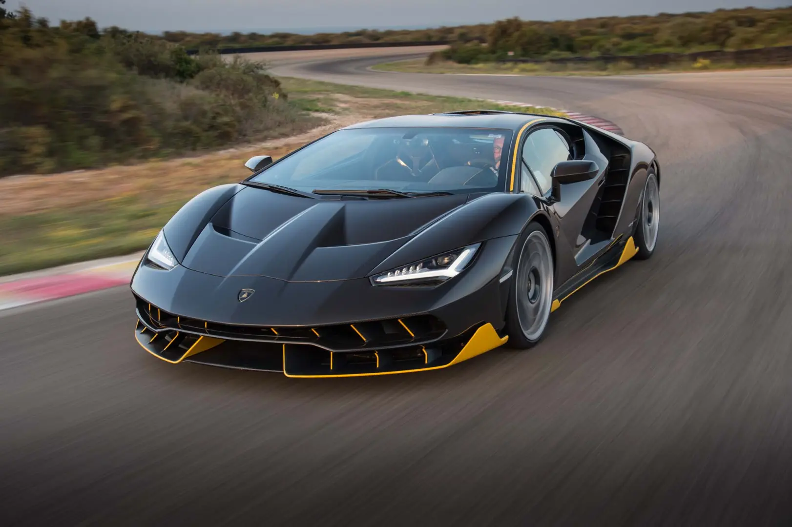 Lamborghini Centenario Centenario LP770-4 6