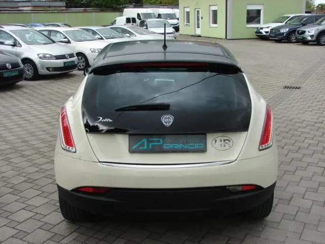 Lancia Delta Delta 1.6 MultiJet MTA 5