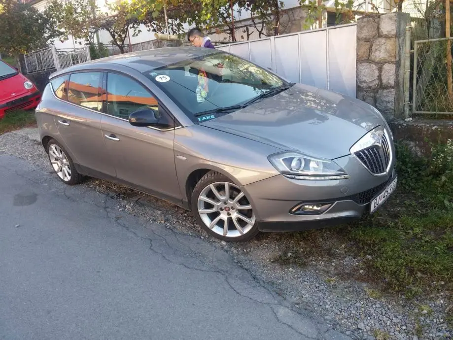 Lancia Delta Delta 1.6 MultiJet MTA 6