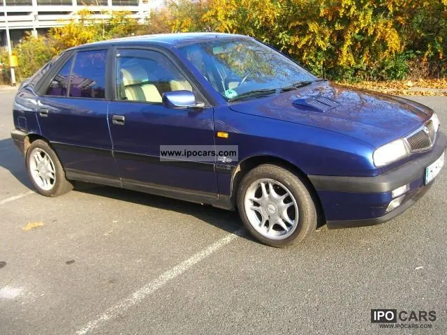 Lancia Delta Delta 1.8 LX 1