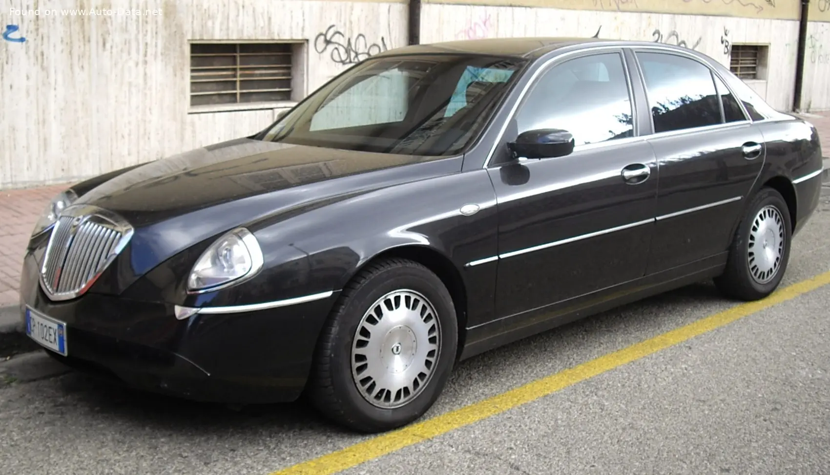 Lancia Thesis Thesis 2.4 JTD Sportiva 1