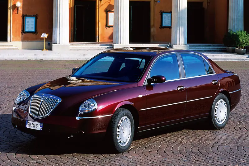 Lancia Thesis Thesis 2.4 JTD Sportiva 4