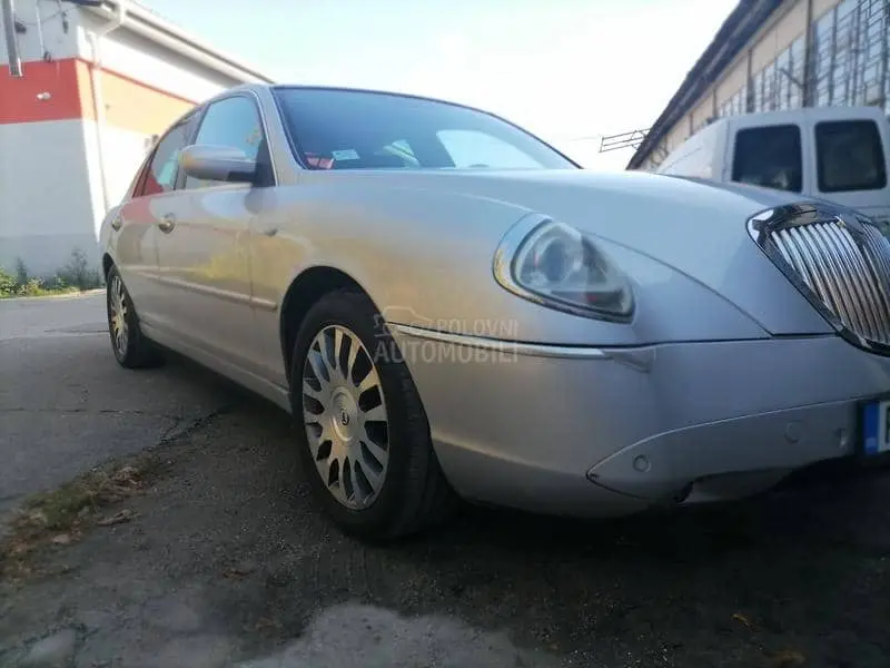 Lancia Thesis Thesis 2.4 JTD Sportiva 5