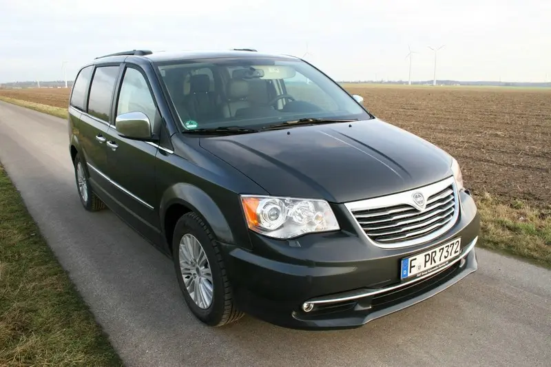Lancia Voyager Voyager 2.8 CRD 0