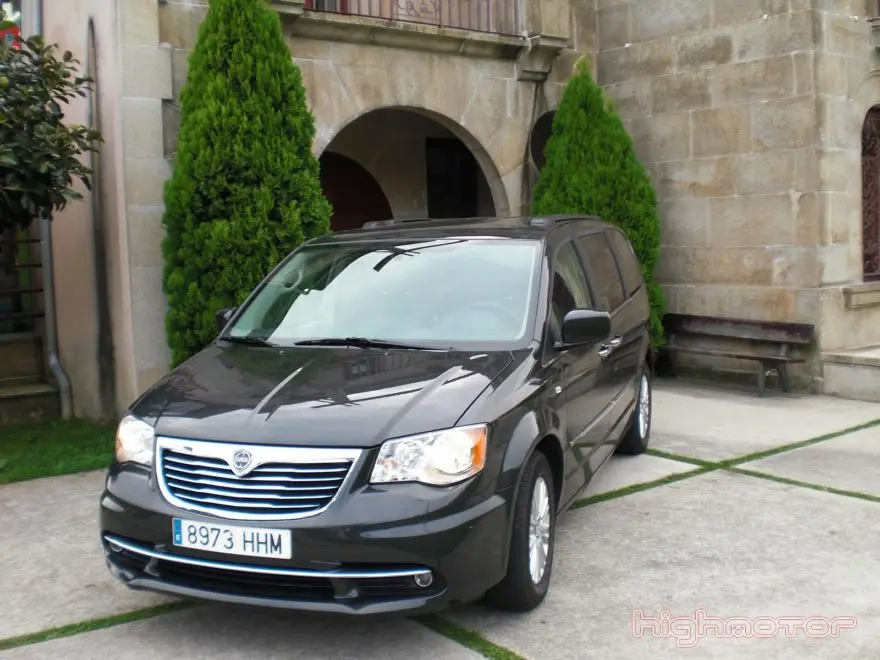Lancia Voyager Voyager 2.8 CRD 3
