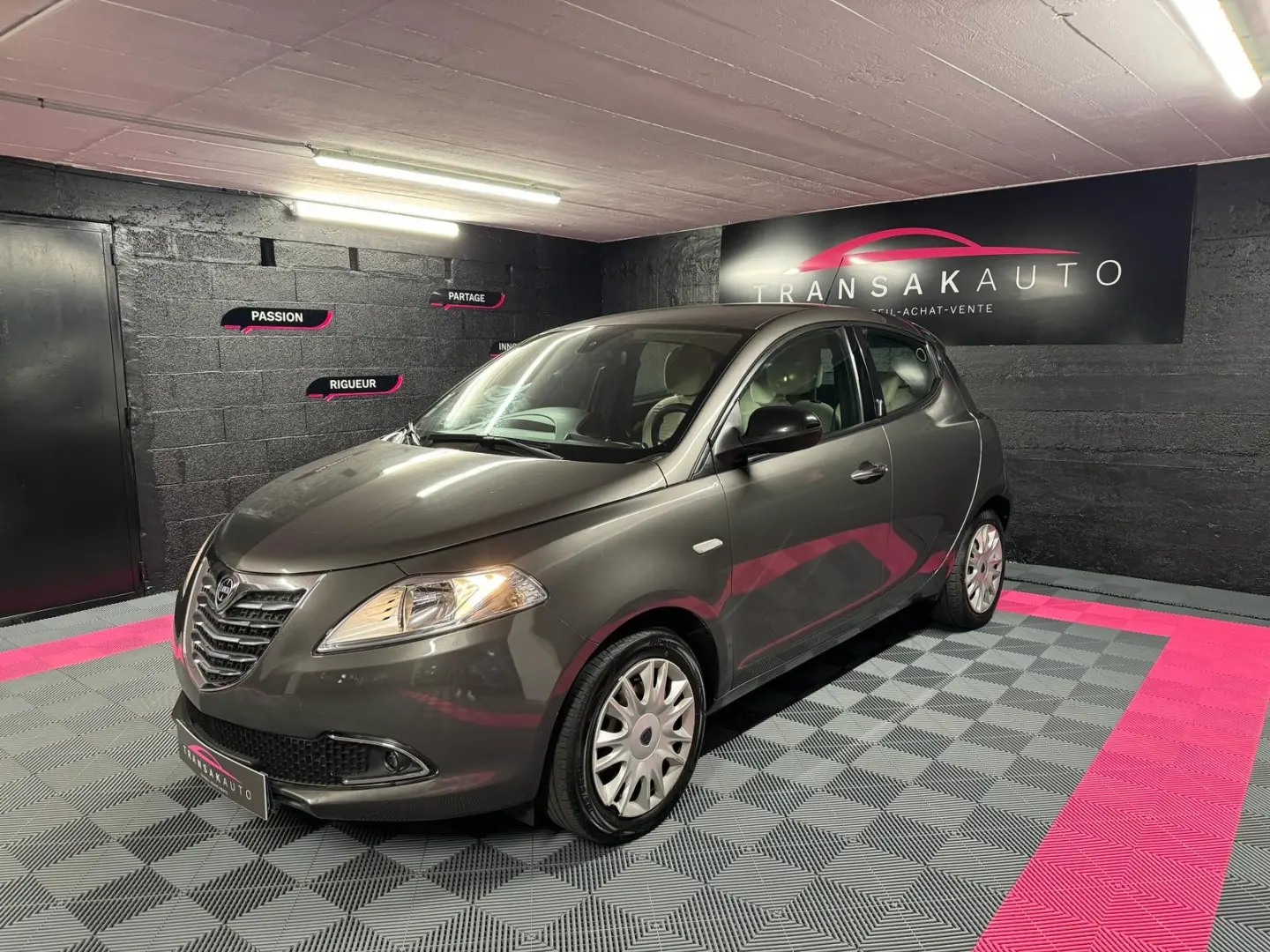 Lancia  Ypsilon 0.9 TwinAir Start&Stop Gold 0