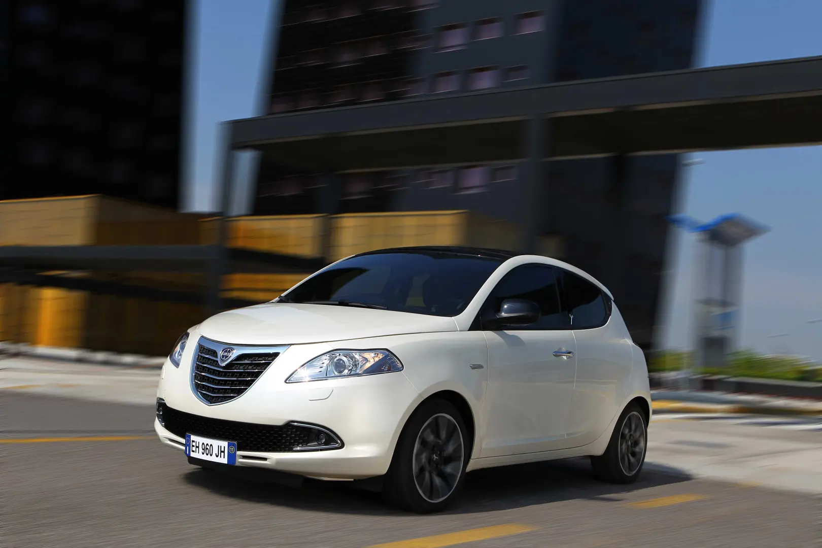 Lancia  Ypsilon 1.2 2