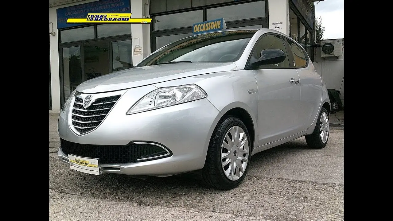 Lancia  Ypsilon 1.2 8V Fire Evo Gold 3