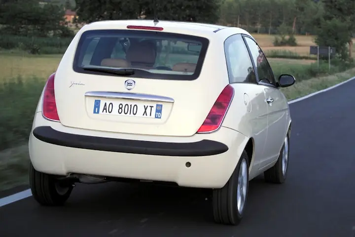 Lancia  Ypsilon 1.2 Argento 6