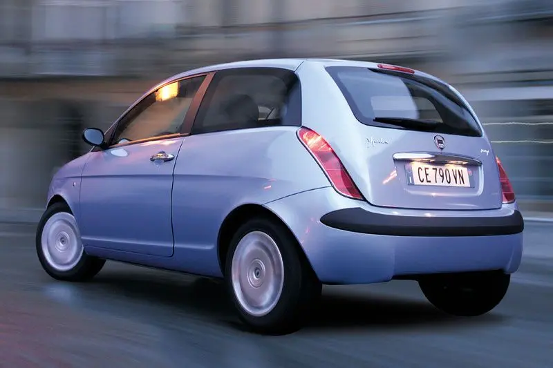 Lancia  Ypsilon 1.3 MultiJet 16V Argento 5